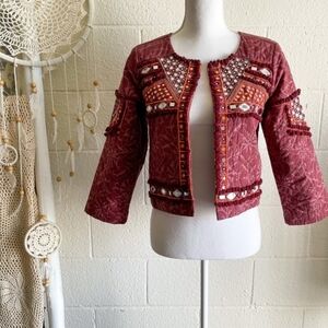 Guess / quilted mosaic and gems, native style, burgandy woman jacket / looks new